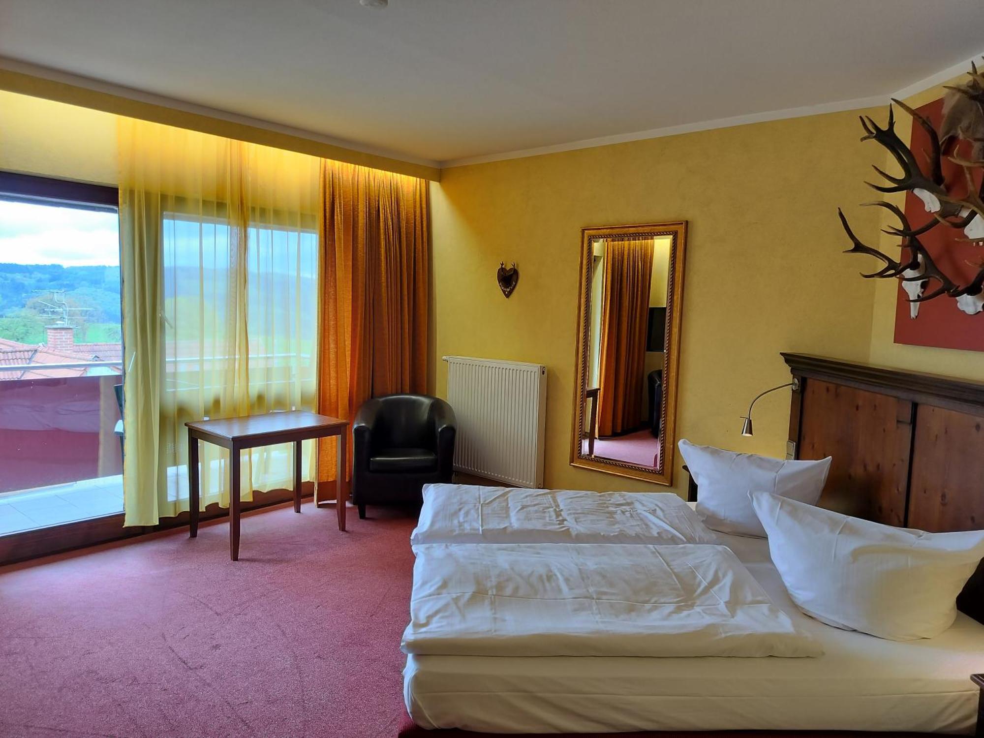 Hotel Hirsch Rothenberg Extérieur photo